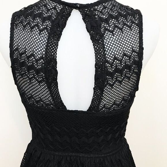 STRETCH lace sweetheart sleeveless dress - Picture 5 of 8